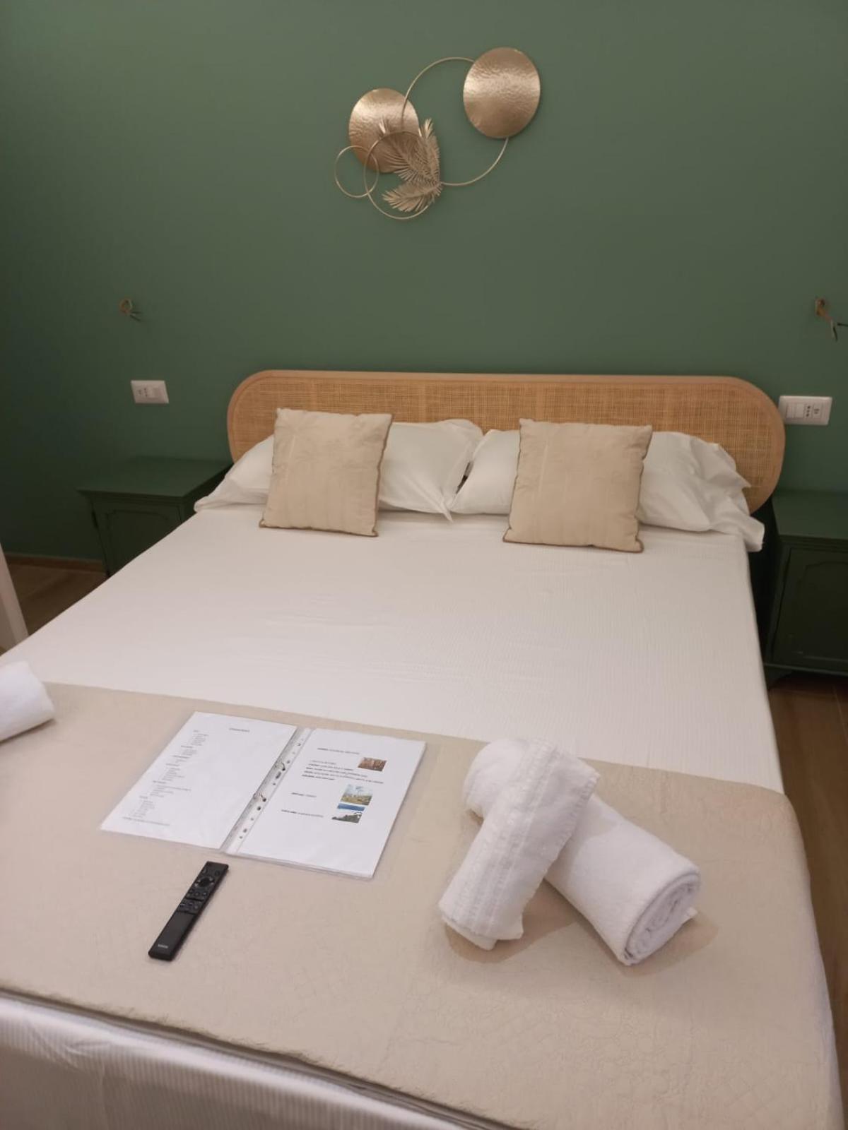 Mensos Rooms Olbia Dış mekan fotoğraf